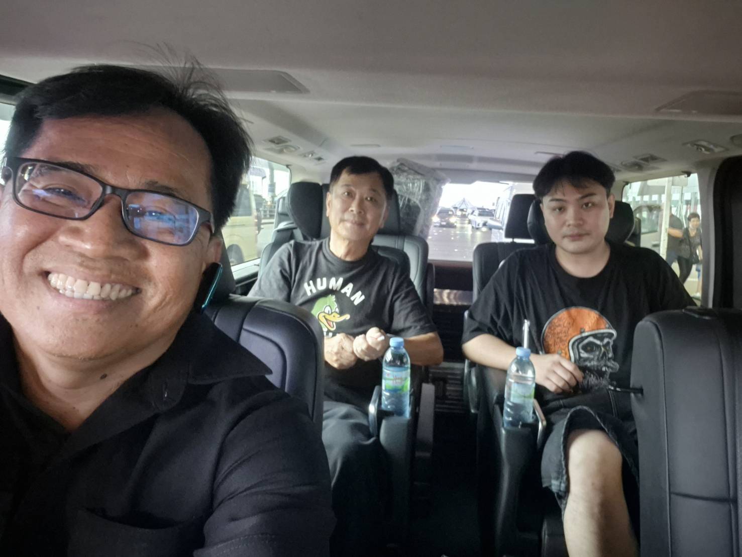 เช่ารถลีมูซีนพร้อมคนขับเชียงใหม่