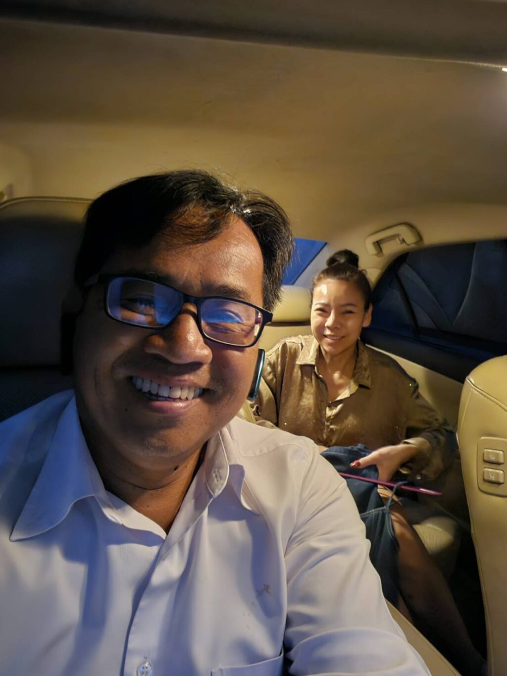 บริการรถลีมูซีนแพร่